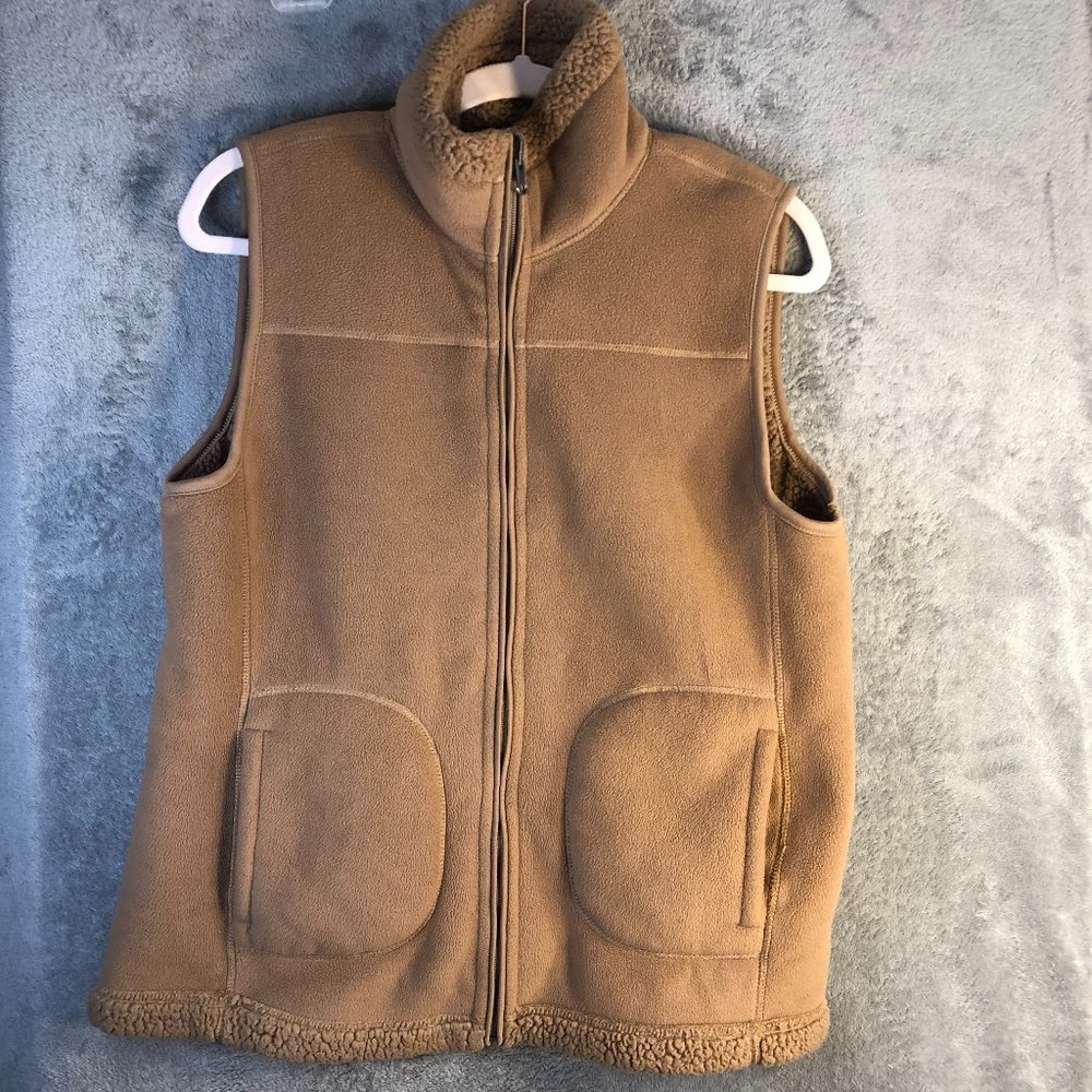 Mountain Lake Women's Small Reversible Vest Beige Sherpa Pockets Sleeveless